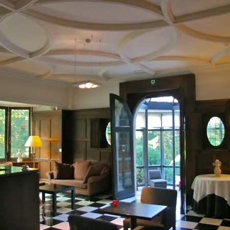 Martin's Manoir-3