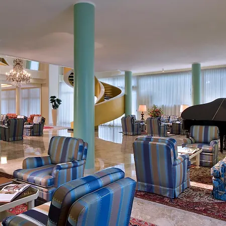 Hotel Bristol Buja-3