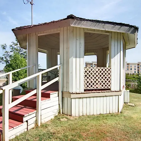 Motel 6-Mount Pleasant, Tx-2