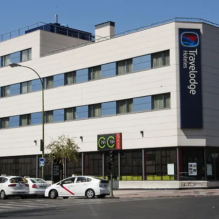 Travelodge Madrid Arturo Soria-3