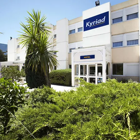 Kyriad Toulon Est Hyeres La Garde-3