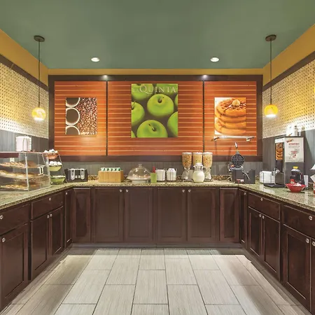 La Quinta By Wyndham Elizabethtown-2