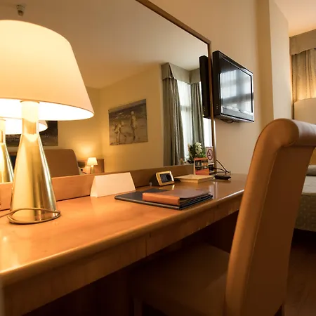 Ih Hotels Milano Eur - Trezzano Sul Naviglio-3