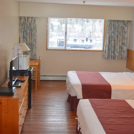 Canadas Best Value Inn- Riverview Hotel-3