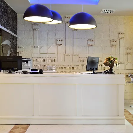 Zanhotel Regina-2