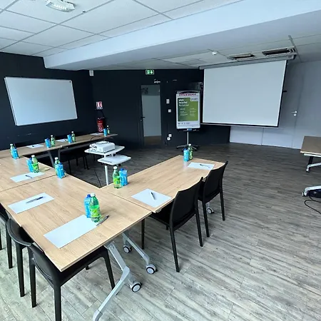 Tulip Hotels & Residences - Marne-La-Vallee Torcy-3