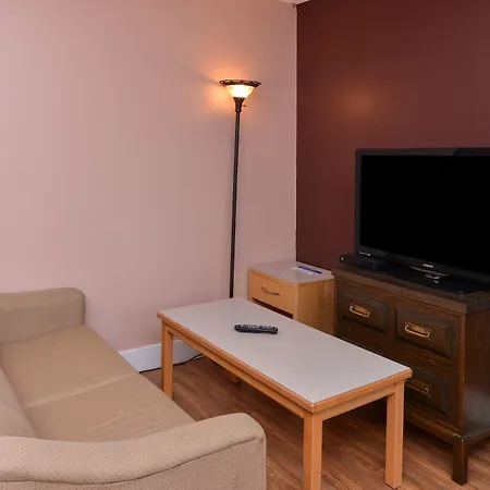 Canadas Best Value Inn & Suites-Castlegar-3