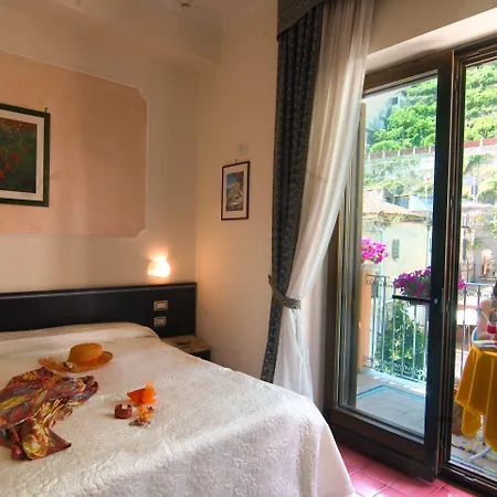 Hotel Santa Lucia-3
