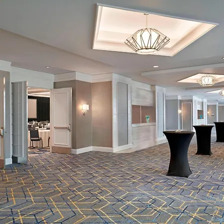 Sheraton Parkway Toronto North Hotel & Suites-2