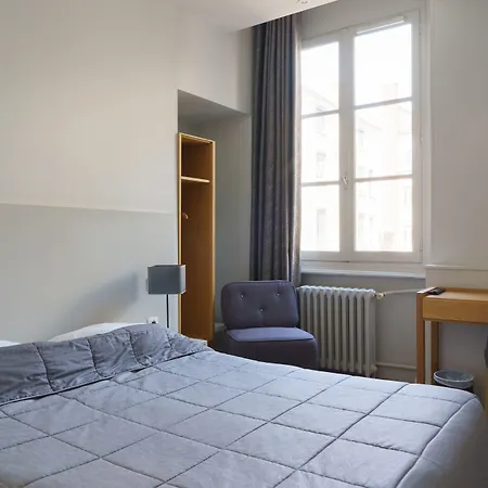 Hotel Du Theatre-2