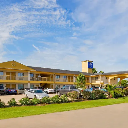 Americas Best Value Inn & Suites Waller/Prairie View-2