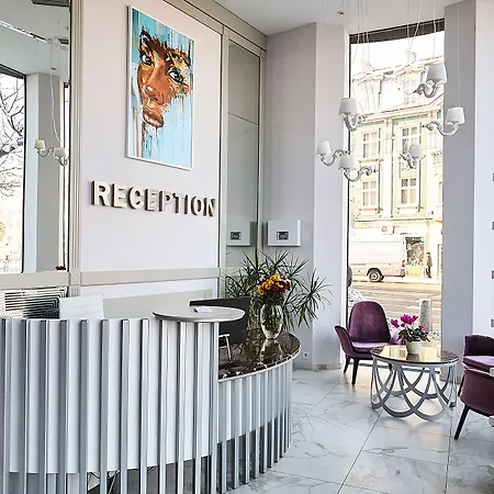 Hotel Lion Sofia-3