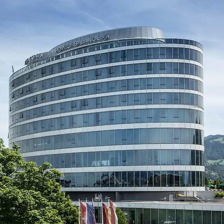 Four Points By Sheraton Panoramahaus Dornbirn-3