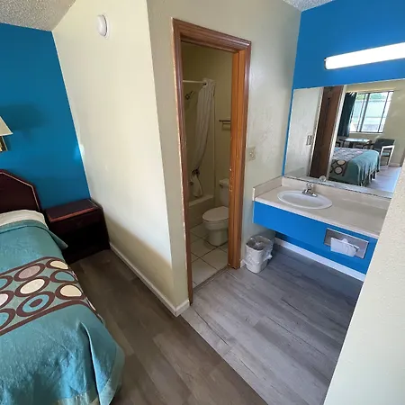 Executive Inn-2