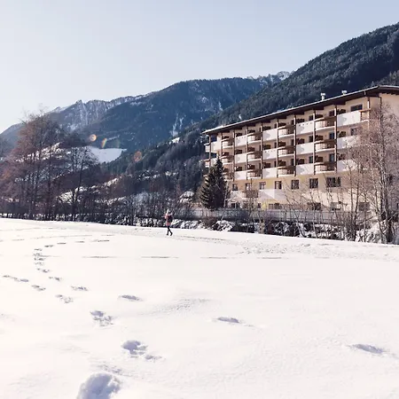 Wellness Refugium & Resort Hotel Alpin Royal - Small Luxury Hotels Of The World-2