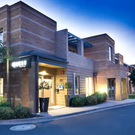 Quest Wagga Wagga-2