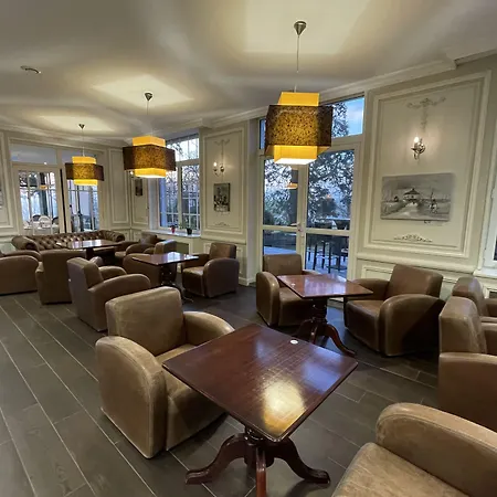 Logis - Hotel Restaurant La Sapiniere-2