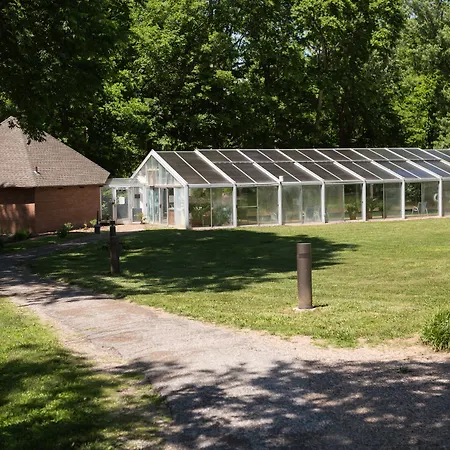 New Harmony Inn Resort And Conference Center-3
