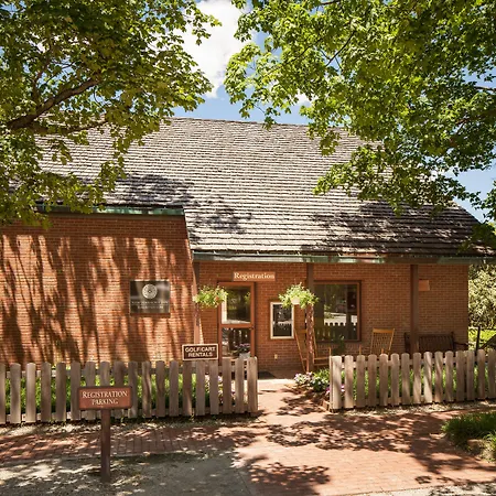 New Harmony Inn Resort And Conference Center-3
