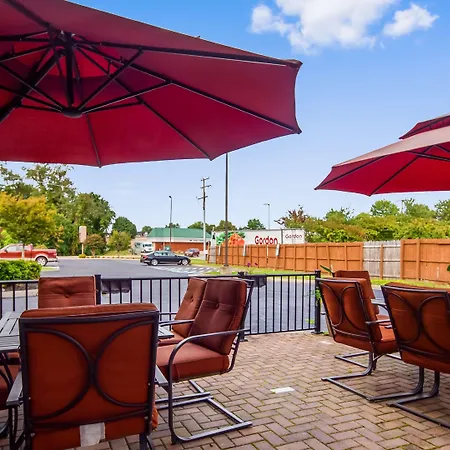 Best Western Plus Newport News-3
