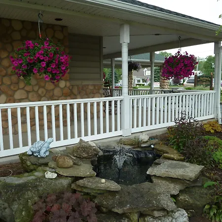 Hearthstone Inn & Suites-2