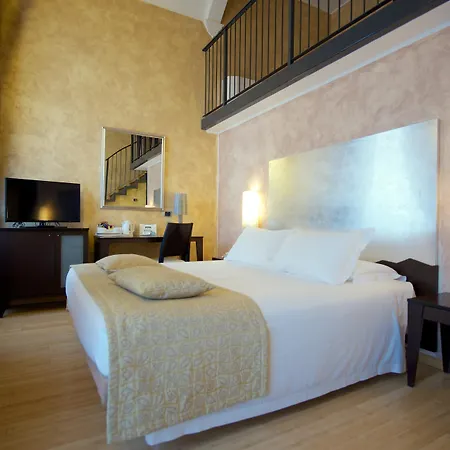 Best Western Crystal Palace Hotel-3