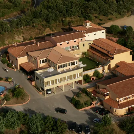 Pausania Inn-2