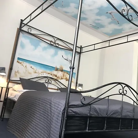 Fletcher Strandhotel Renesse-2