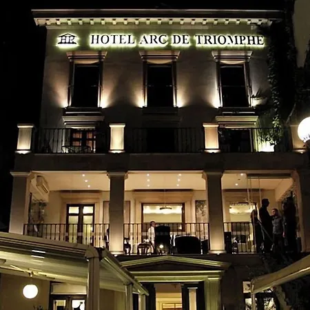 Arc De Triomphe Apartments-3