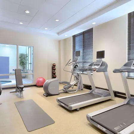 Hilton Garden Inn Worcester-3