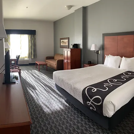 La Quinta By Wyndham Rifle-2