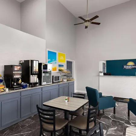 Days Inn By Wyndham Carlisle-2