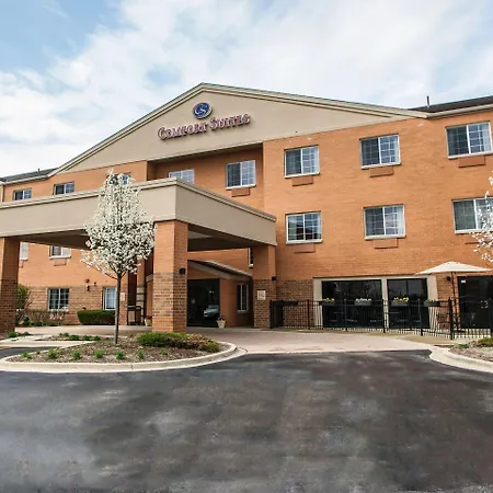 Comfort Suites Elgin Northwest-2