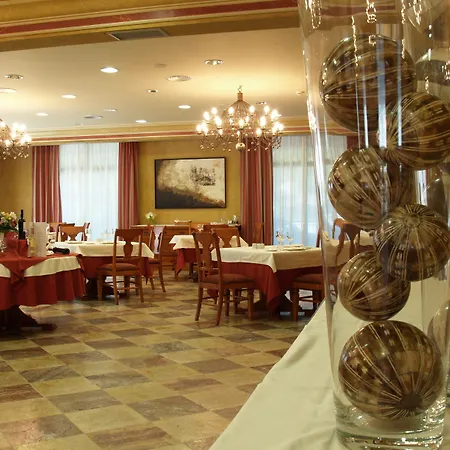 Hotel Pamplona Villava-3