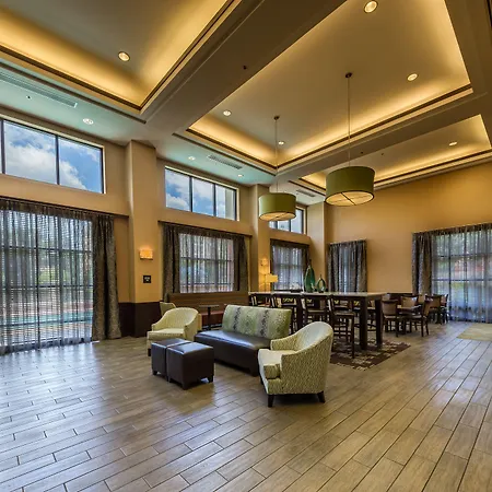 Hampton Inn & Suites Burlington-3