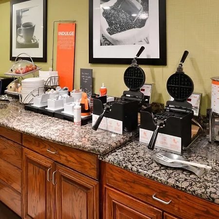 Hampton Inn & Suites Greenville-2
