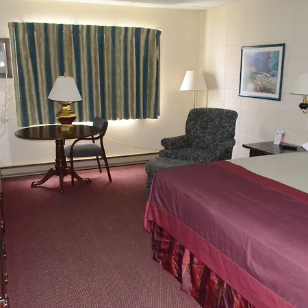 Grand Inn Fargo-3