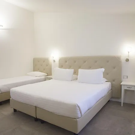 Hotel Accademia-2