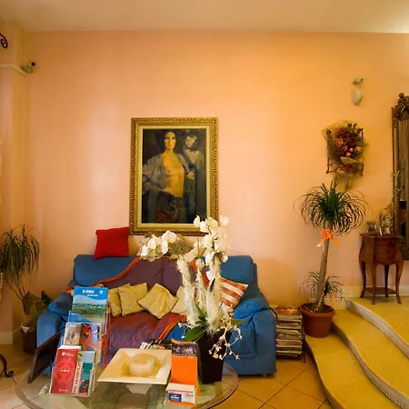 Hotel Estate-2