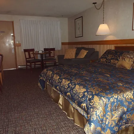 Caboose Motel-2