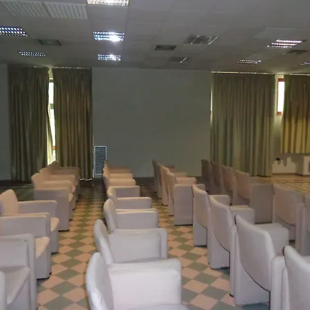 Ferretti MajesticHouse-3