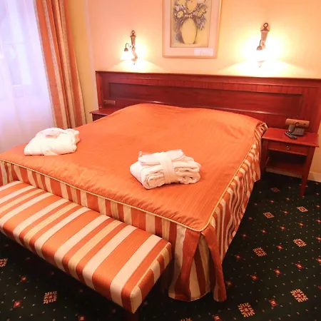 Humboldt Park Hotel & Spa-2