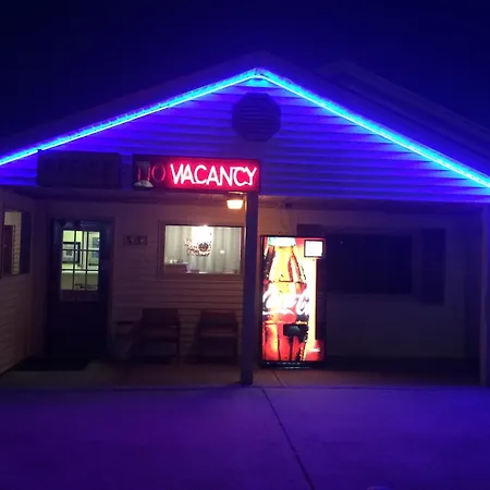 Super 7 Motel-3