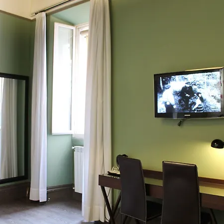 Relais Palazzo Taverna-3