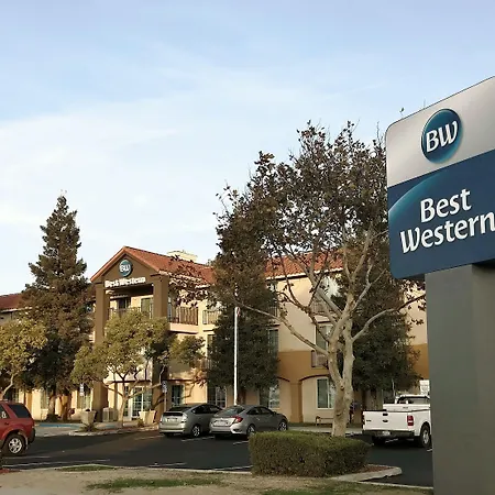 Best Western Visalia Hotel-3