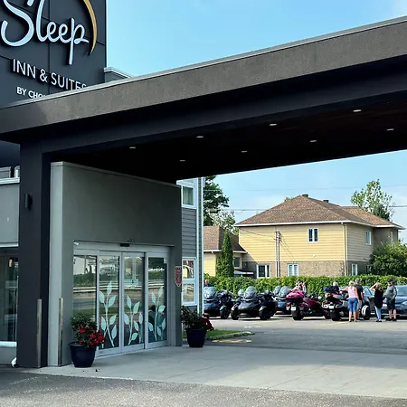 Sleep Inn & Suites Quebec City East-3