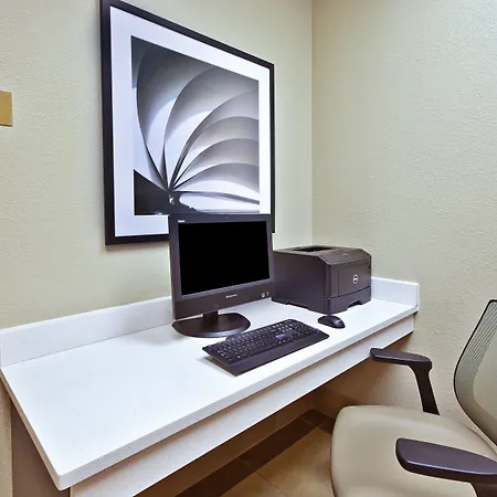 Candlewood Suites Indianapolis Airport By Ihg-2