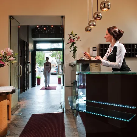 Spatz Aparthotel-3