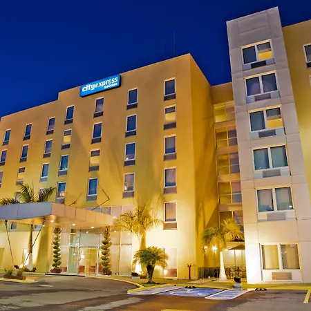 City Express By Marriott Celaya Parque-3