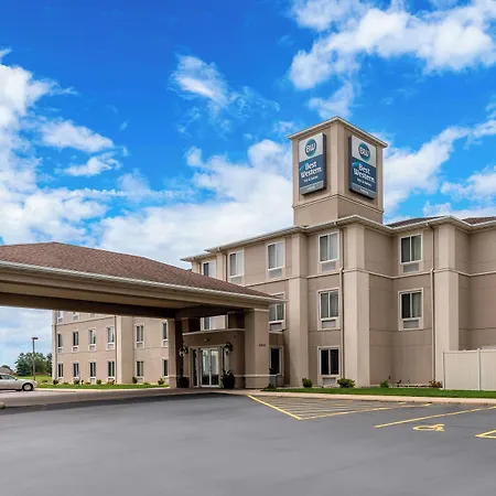 Best Western Legacy Inn & Suites Beloit/South Beloit-3